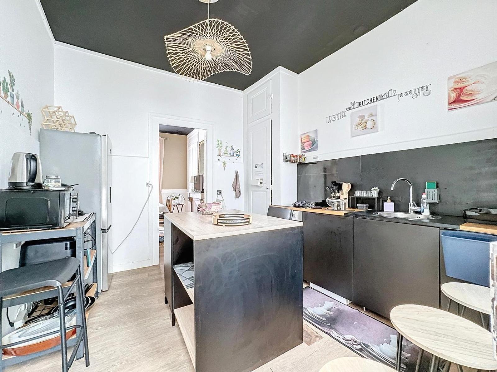 A1 Champagne Residence - 200 M2 14 Personnes 2 Toilets 4 Showers - Hyper Centre - Chalons En Champagne Zewnętrze zdjęcie