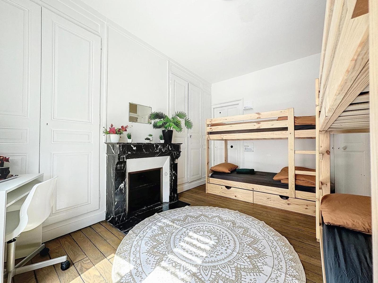 A1 Champagne Residence - 200 M2 14 Personnes 2 Toilets 4 Showers - Hyper Centre - Chalons En Champagne Zewnętrze zdjęcie