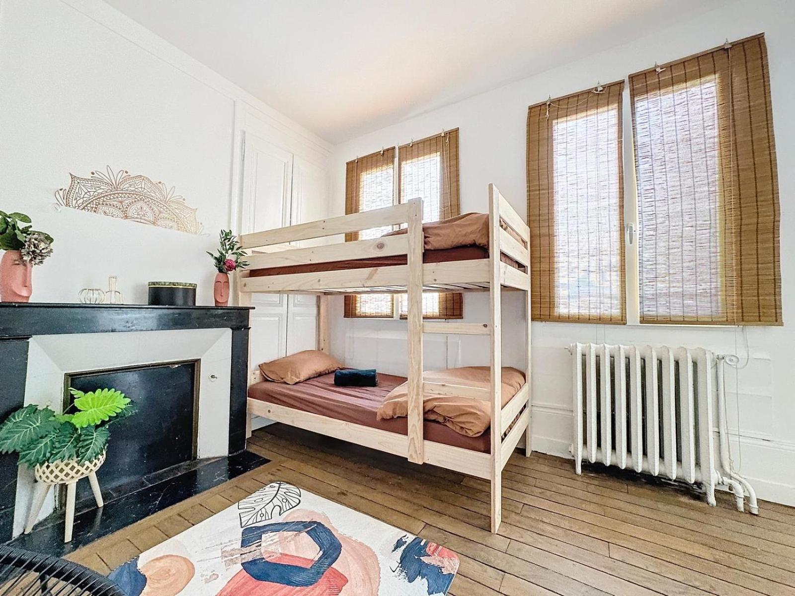 A1 Champagne Residence - 200 M2 14 Personnes 2 Toilets 4 Showers - Hyper Centre - Chalons En Champagne Zewnętrze zdjęcie